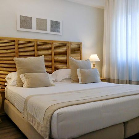 Residence Lungomare - Charming Apartments Ричоне Екстериор снимка