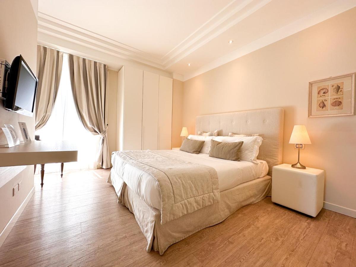 Residence Lungomare - Charming Apartments Ричоне Екстериор снимка