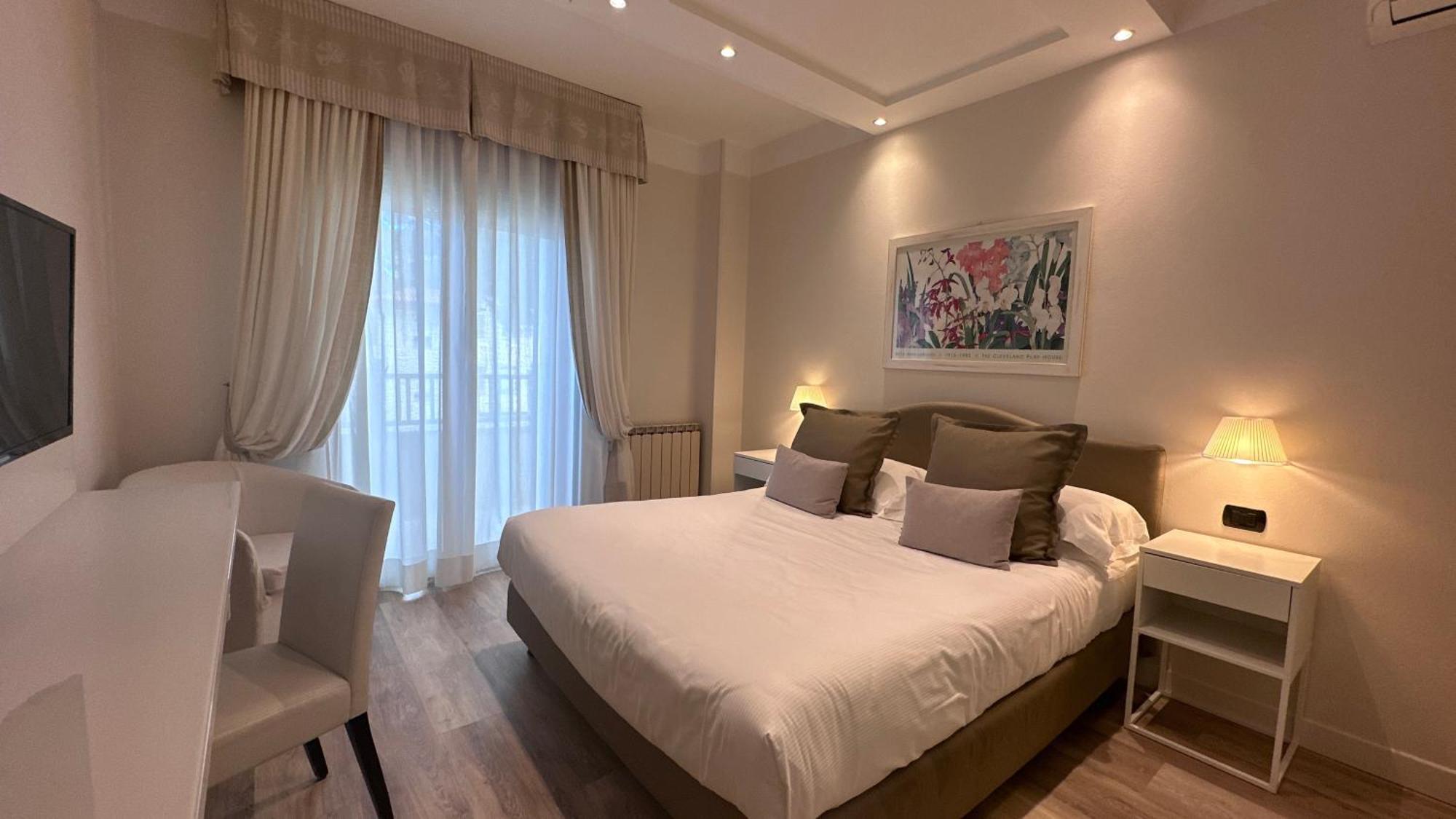Residence Lungomare - Charming Apartments Ричоне Екстериор снимка