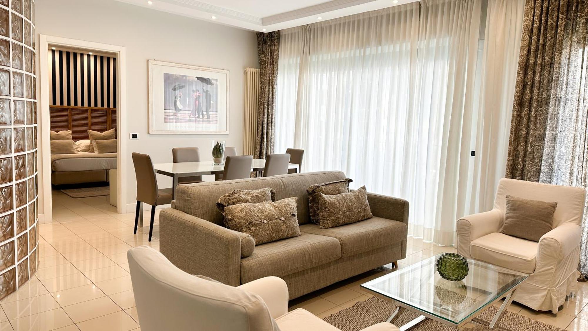 Residence Lungomare - Charming Apartments Ричоне Екстериор снимка