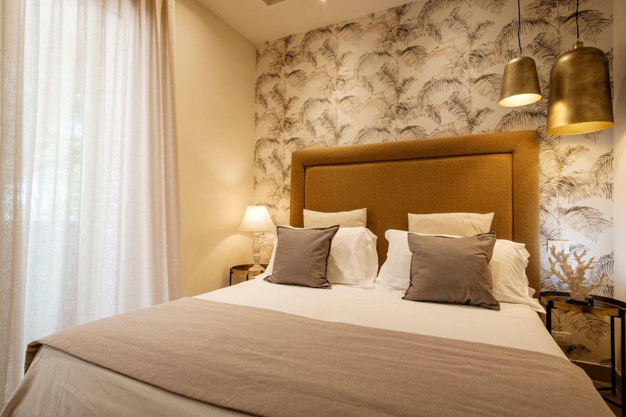 Residence Lungomare - Charming Apartments Ричоне Екстериор снимка